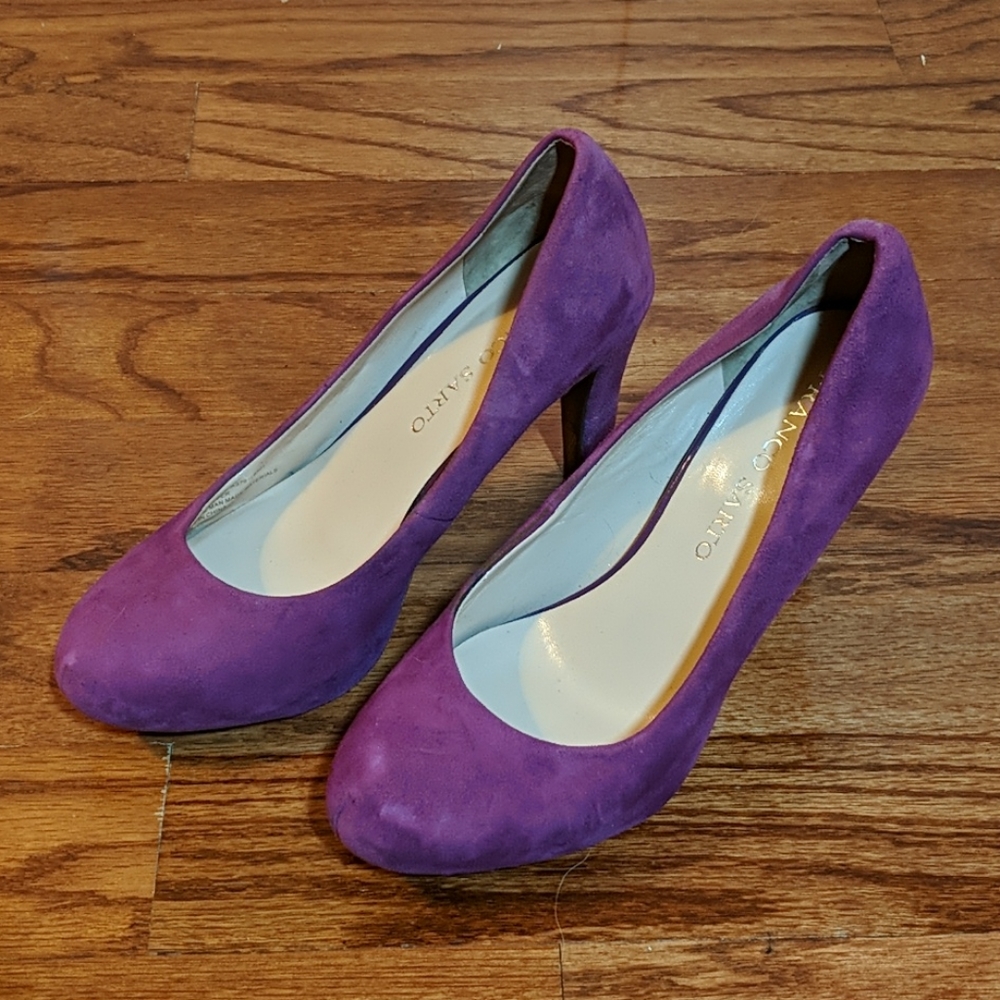 Franco Sarto Suede Magenta Heels